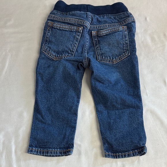 GAP - LIKE NEW Red and White Striped Bodysuit/onesie with Blue Jeans Set - Picture 7 of 7